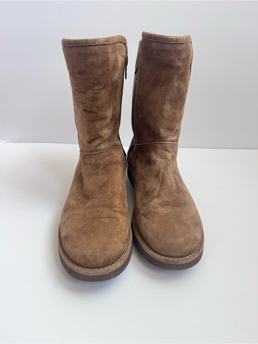 Uggs Classic Brown Suede Shearling-Lined Boots - Picture 3 of 6